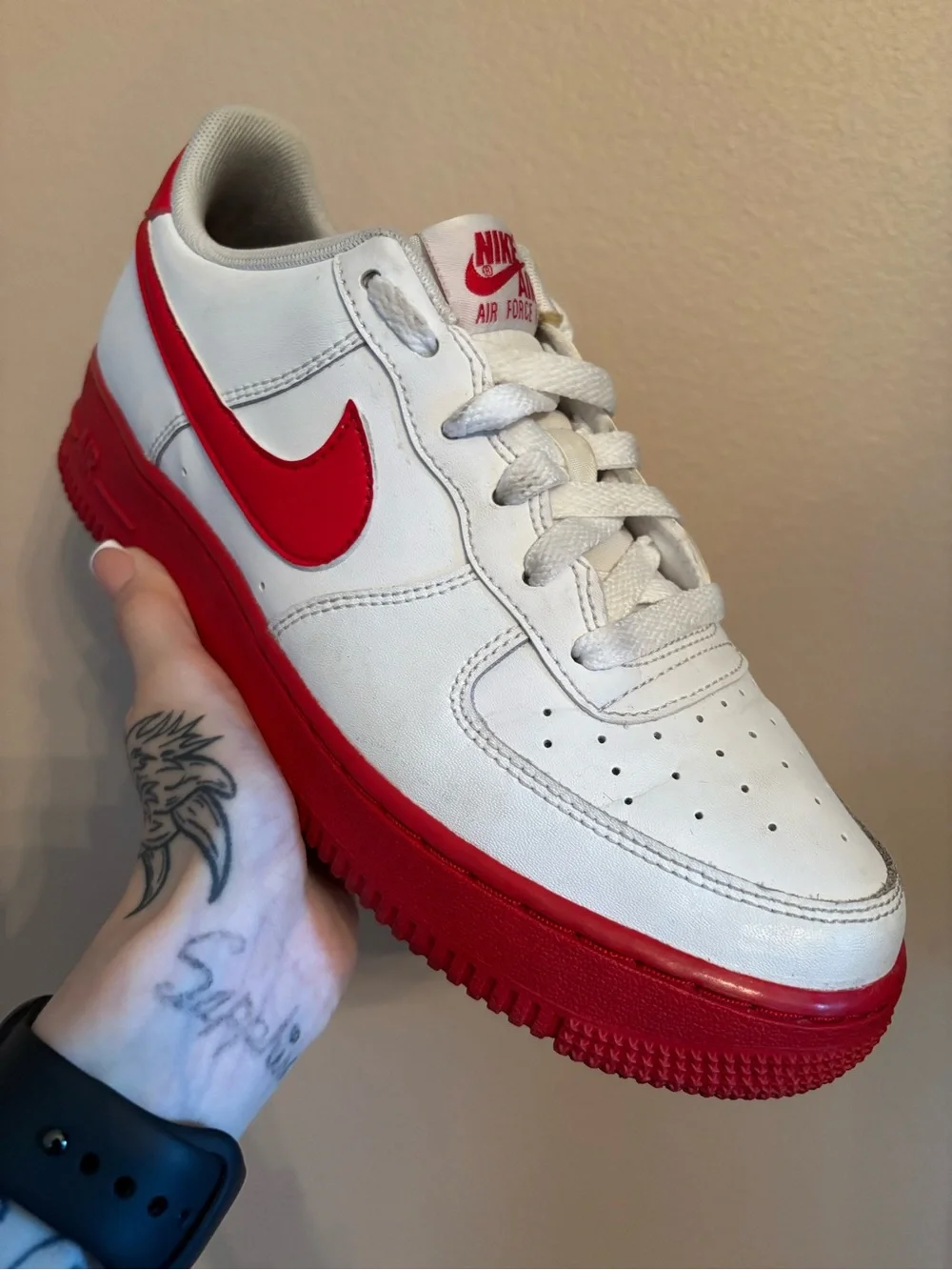 Nike Air Force 1 GS 'White Red Sole' - Picture 2 of 7